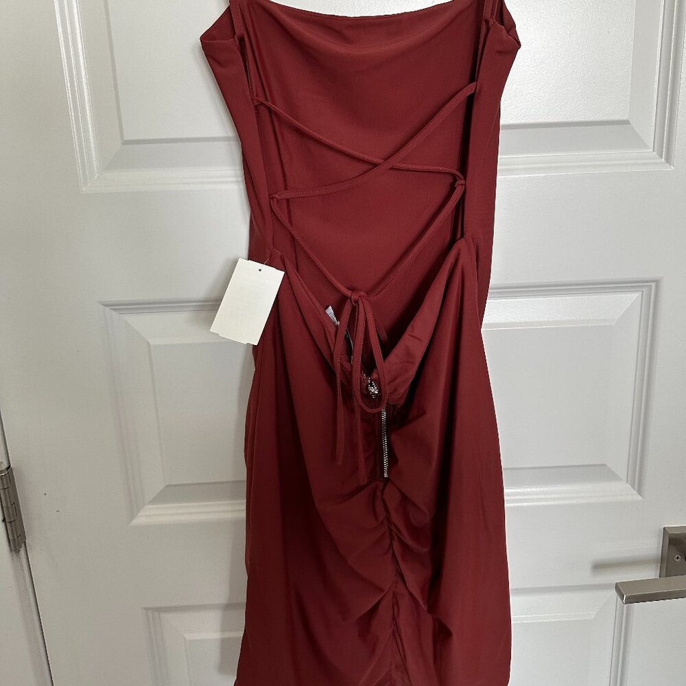 NWT Tiger Mist Open Back Strappy Mini Dress in Burgundy